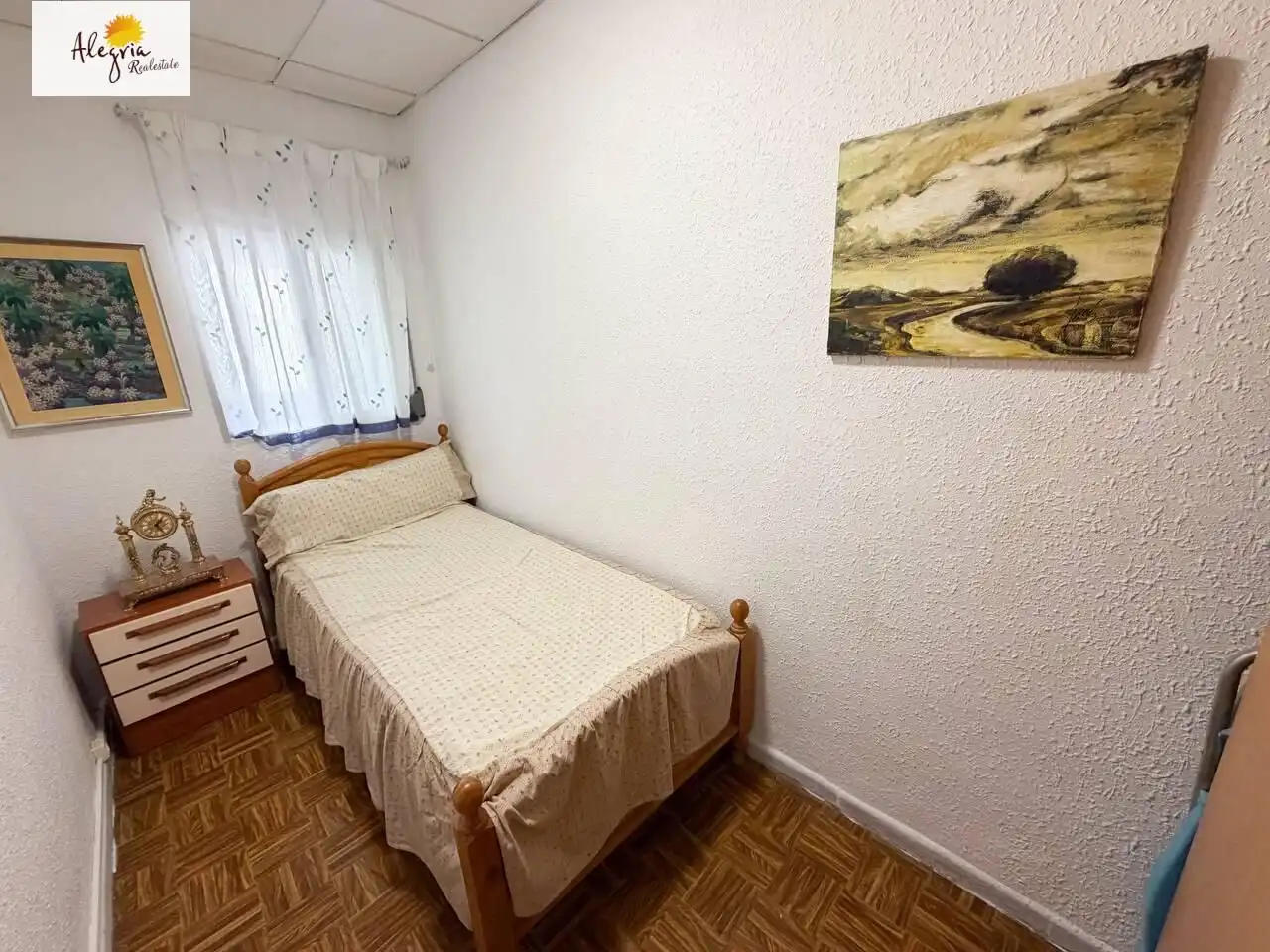 Habitación de Apartamento en venta en Manises con Aire acondicionado, Amueblado y Balcón