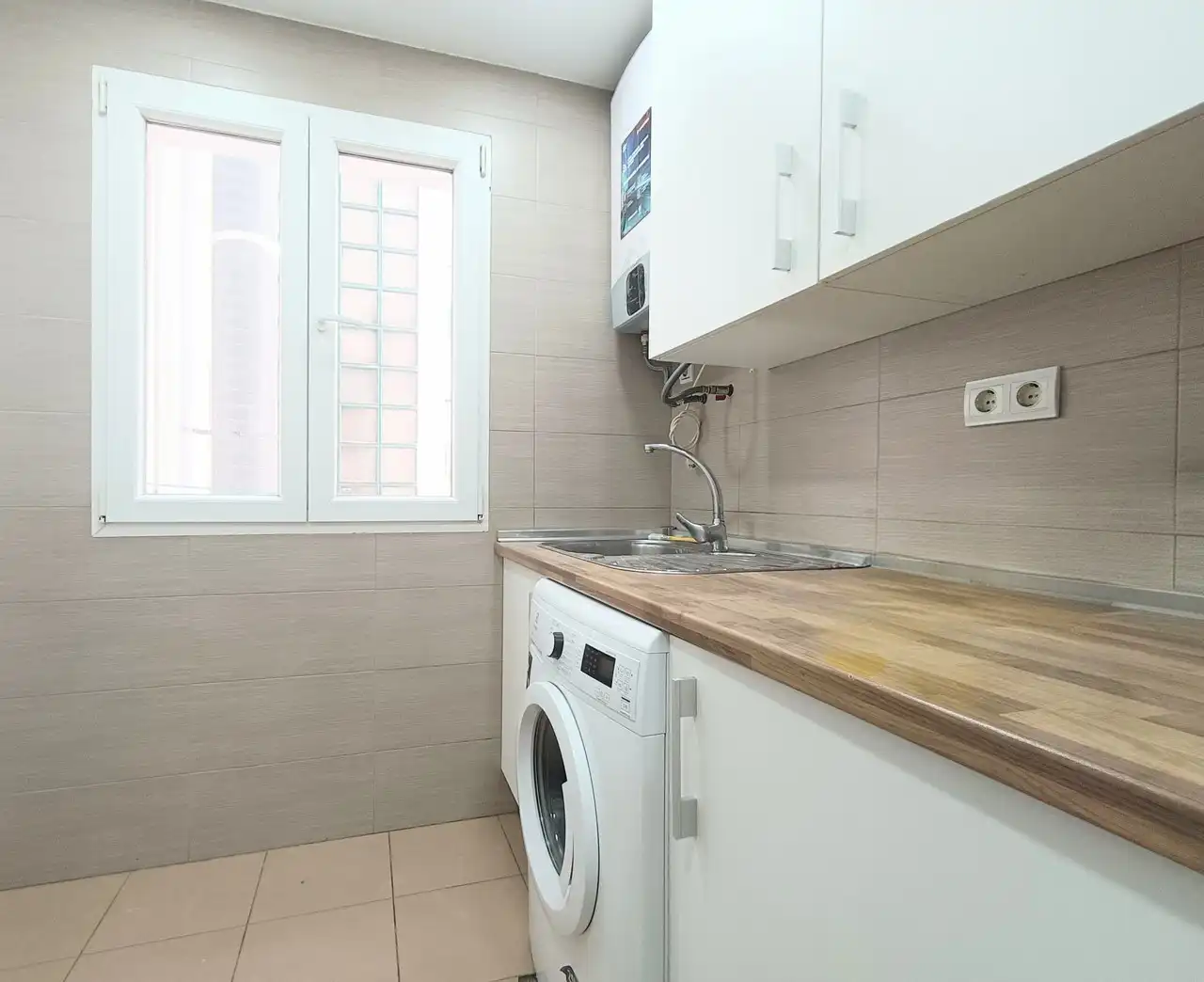 Küche von Wohnung zur Miete in Madrid