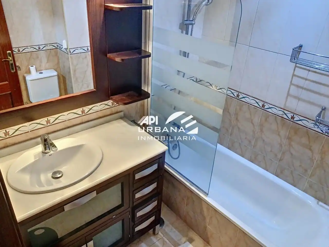 Baño de Planta baja en venta en Lucena con Trastero y Amueblado