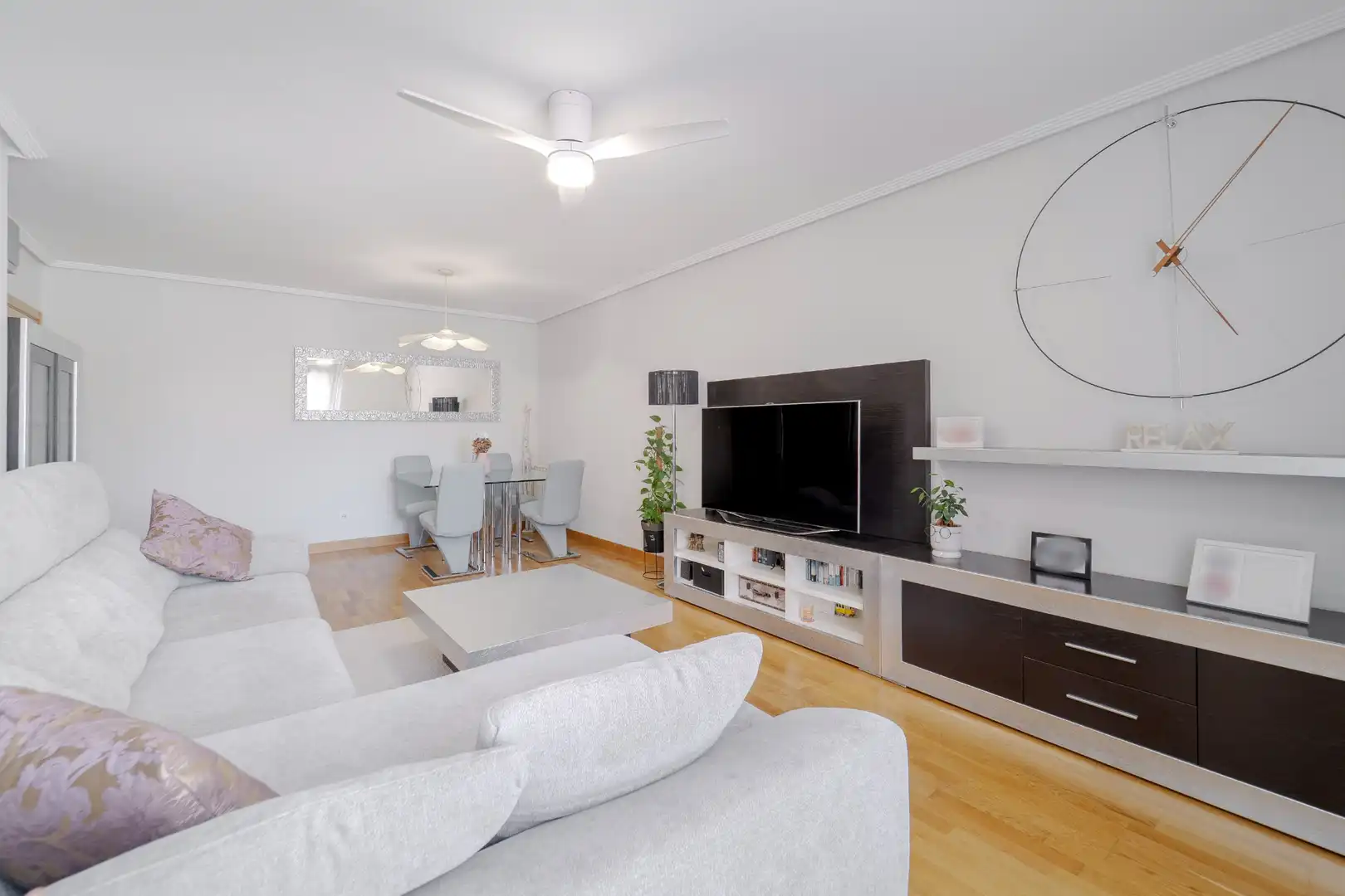 Living room of Flat for sale in Móstoles  with Air Conditioner, Heating and Private garden