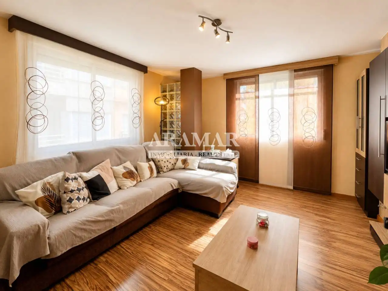 Sala de estar de Piso en venta en Pego con Aire acondicionado, Parquet y Balcón