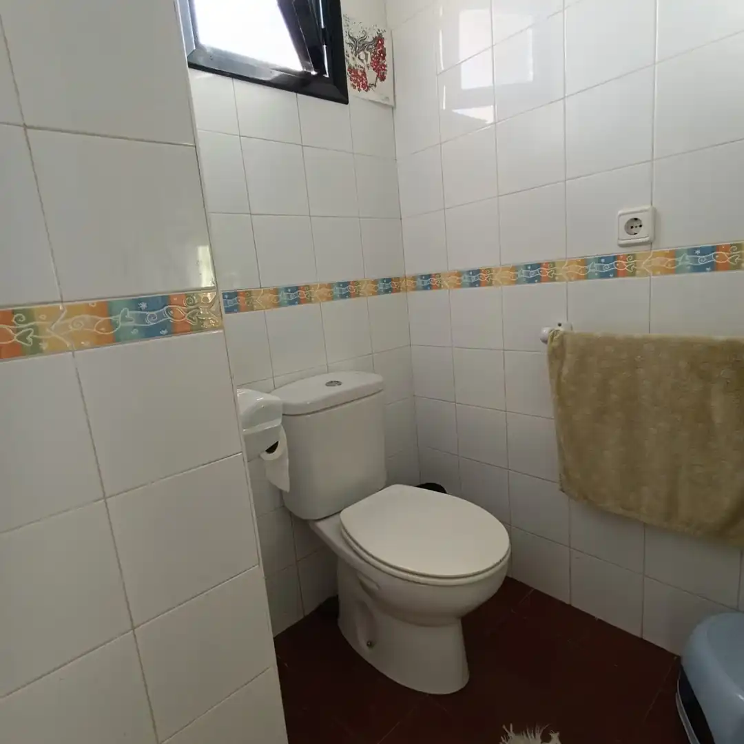 Badezimmer von Country house zum Verkauf in Ciutadella de Menorca mit Privatgarten, Terrasse und Möbliert