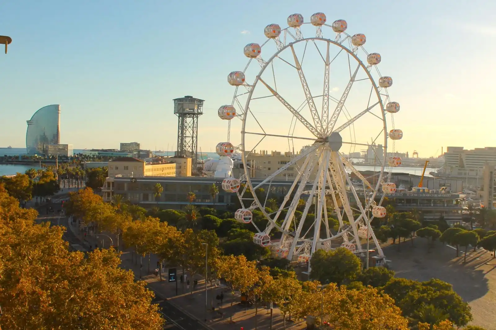Vista exterior de Apartamento en venta en Barcelona con Calefacción