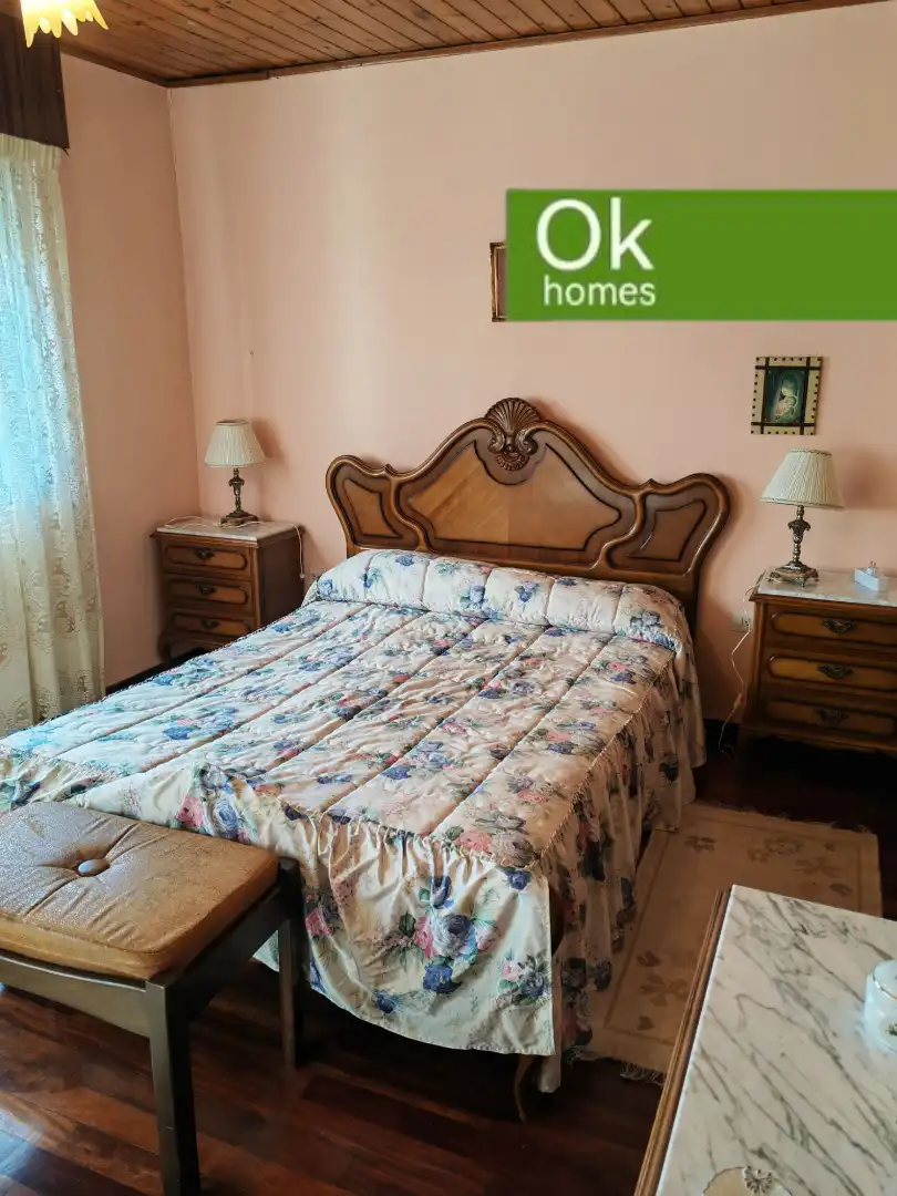 Habitación de Casa adosada en venta en Vilasantar con Calefacción, Jardín privado y Parquet