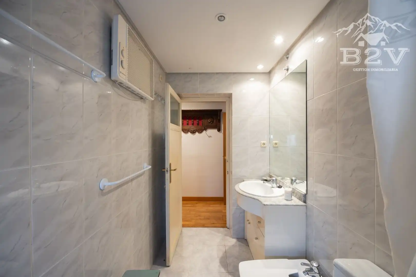 Baño de Casa o chalet en venta en Alameda del Valle con Calefacción, Jardín privado y Terraza