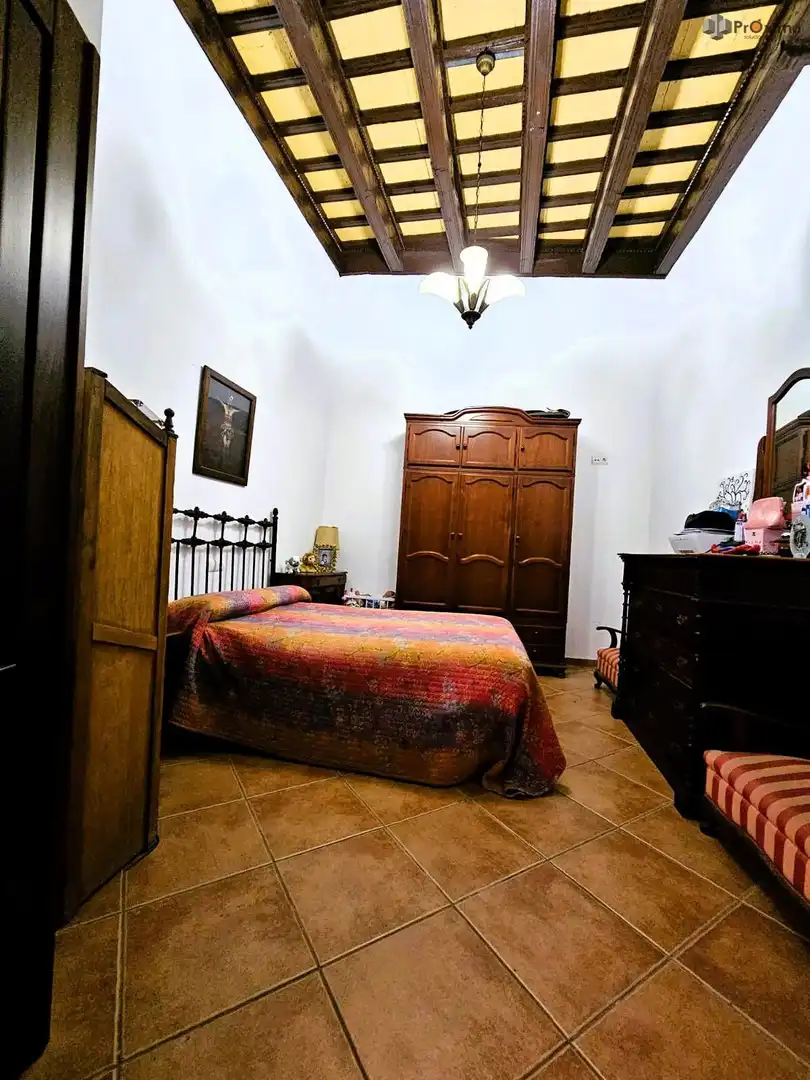 Dormitori de Casa o xalet en venda en Écija amb Aire condicionat