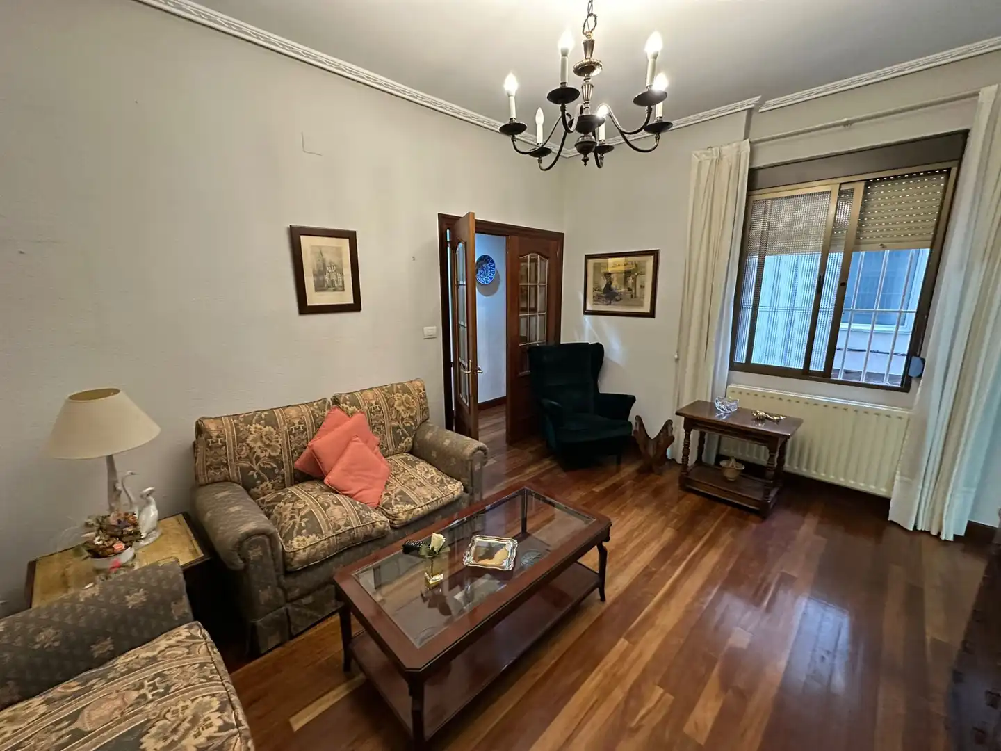 Living room of Flat for sale in Bilbao   with Oven, Washing machine and Balcony