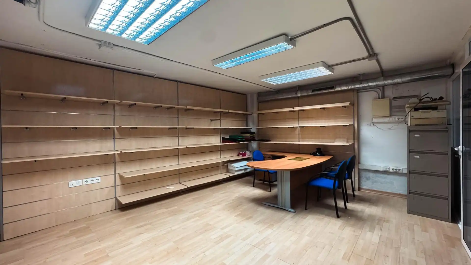 Local en venta en Elche / Elx con Aire acondicionado