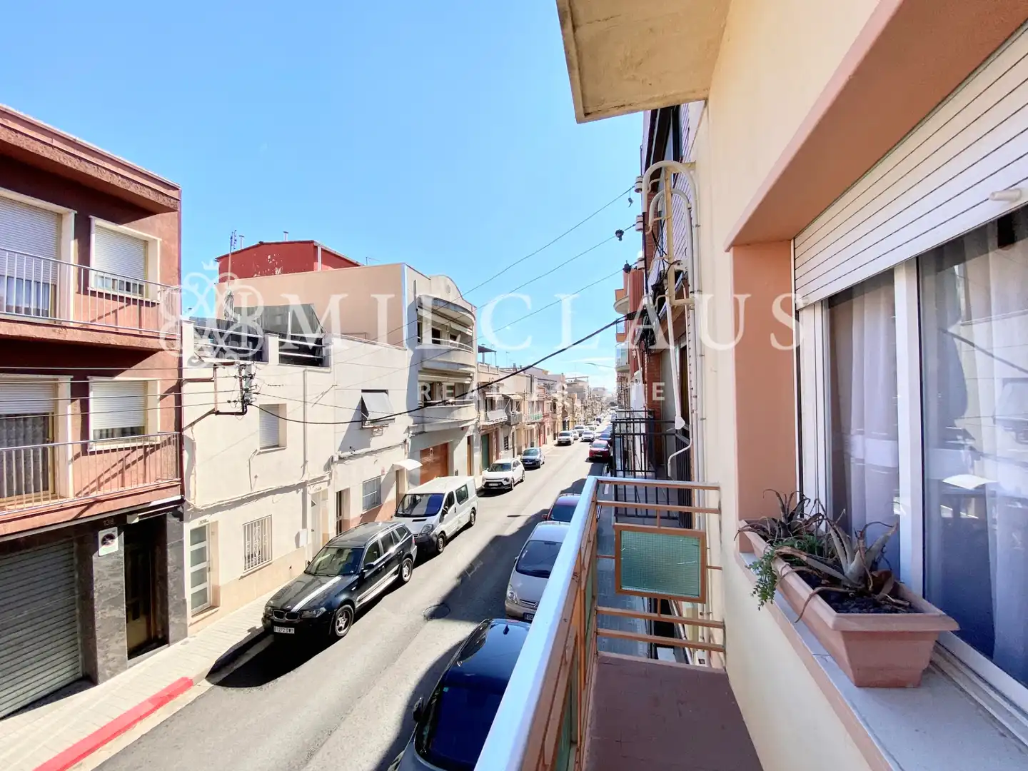 Vista exterior de Casa adosada en venda en Sabadell amb Aire condicionat, Calefacció i Terrassa