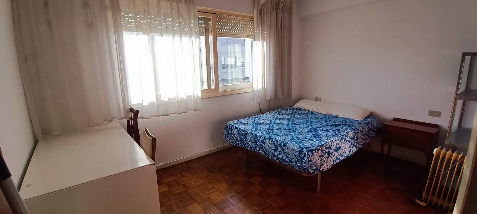 Flat for rent in Rúa do Conde de Torrecedeira, Berbés - Peritos