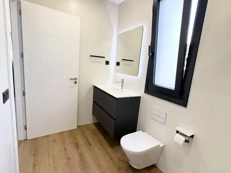 Bany de Casa o xalet en venda en Cambrils amb Aire condicionat, Piscina i Balcó