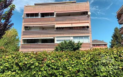 Exterior view of Flat for sale in  Madrid Capital  with Terrace and Swimming Pool