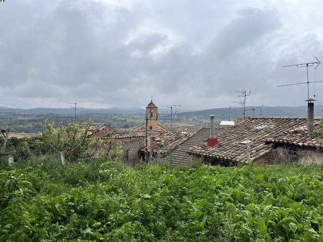 Casa adosada en Venta en Benabarre