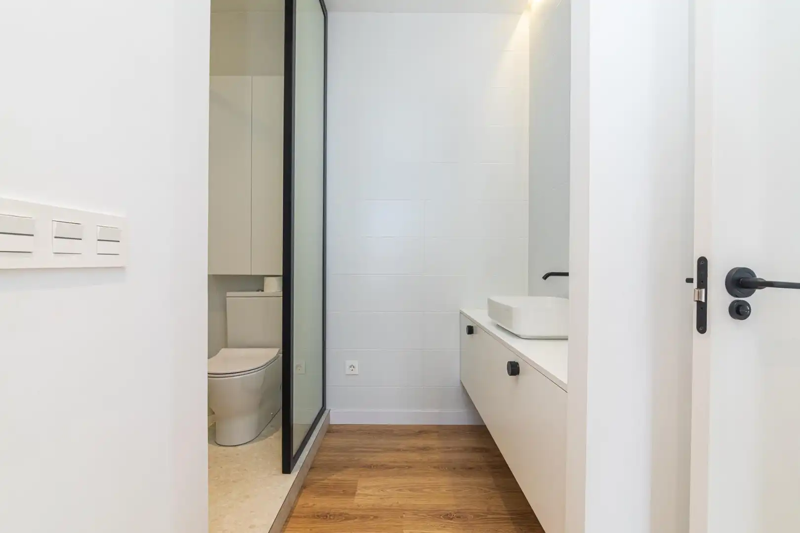 Bathroom of Ground floor for sale in Elche / Elx  with Air Conditioner, Heating and Private garden