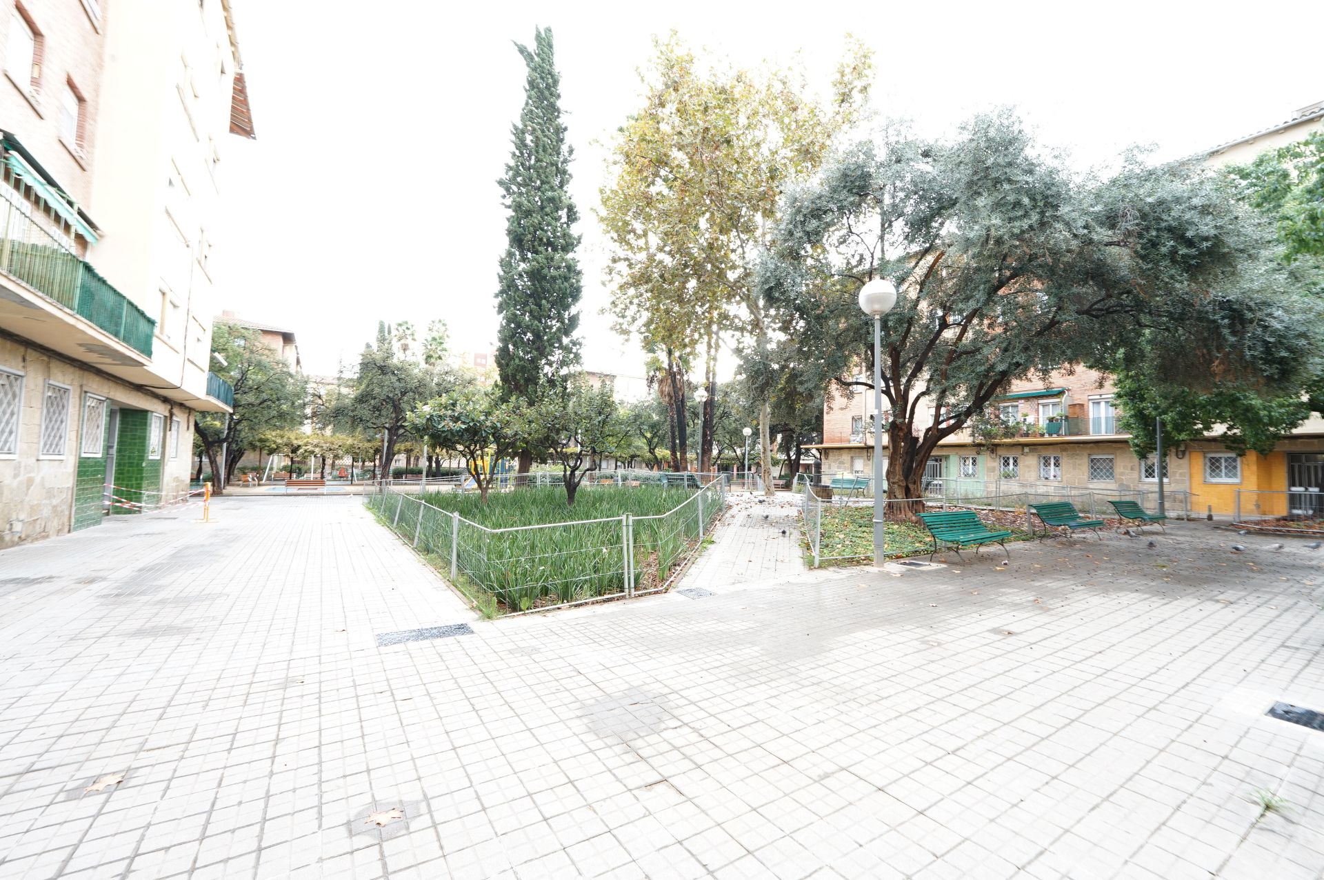 Vista exterior de Pis en venda en  Barcelona Capital amb Calefacció i Parquet