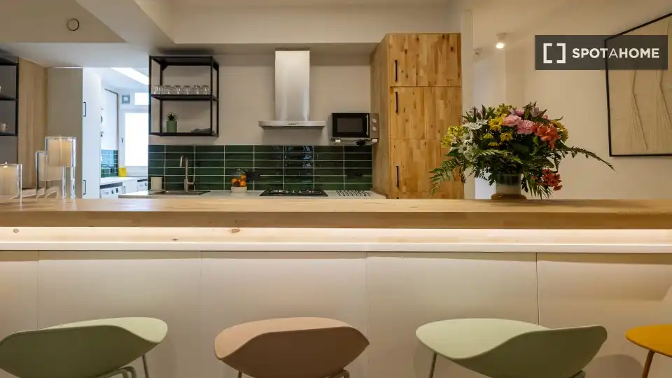 Cocina de Piso de alquiler en Valencia con Aire acondicionado, Calefacción y Amueblado