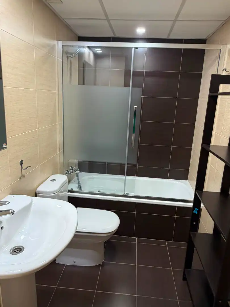 Baño de Piso en venta en Cuarte de Huerva con Aire acondicionado, Calefacción y Parquet