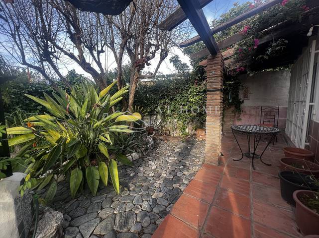 Casa-chalet en Venta en Centro