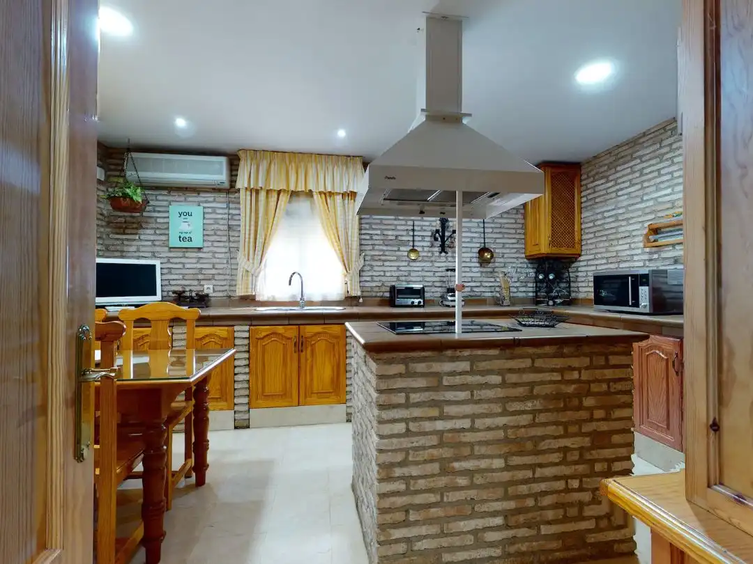 Cuina de Casa o xalet en venda en  Córdoba Capital amb Aire condicionat i Piscina