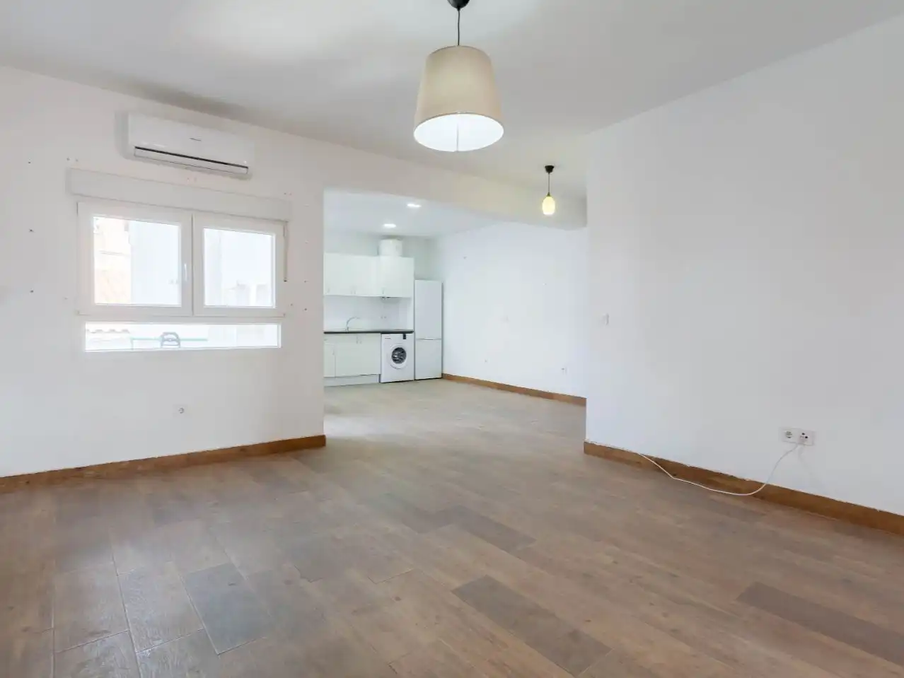 Sala de estar de Piso para compartir en Talavera de la Reina con Aire acondicionado, Calefacción y Horno