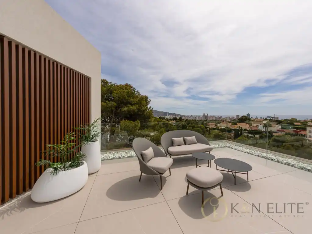Terrassa de Casa o xalet en venda en Benidorm amb Aire condicionat, Terrassa i Piscina