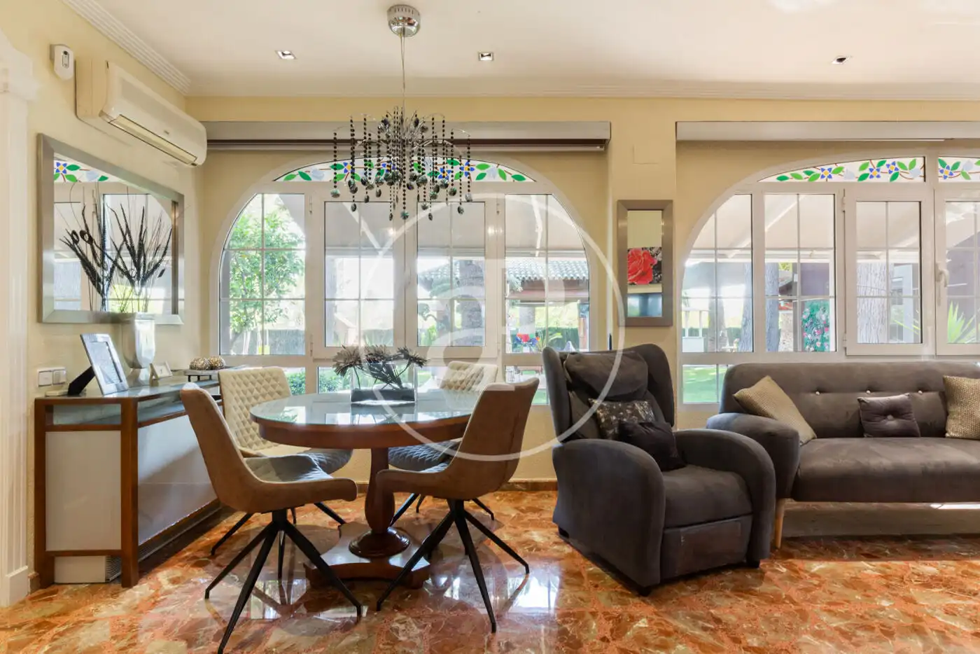 Comedor de Casa o chalet en venta en Elda con Aire acondicionado, Calefacción y Jardín privado