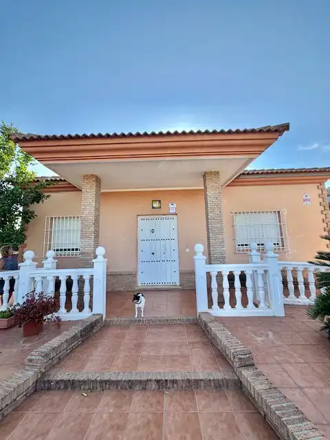 Exterior view of Residential for sale in Sevilla