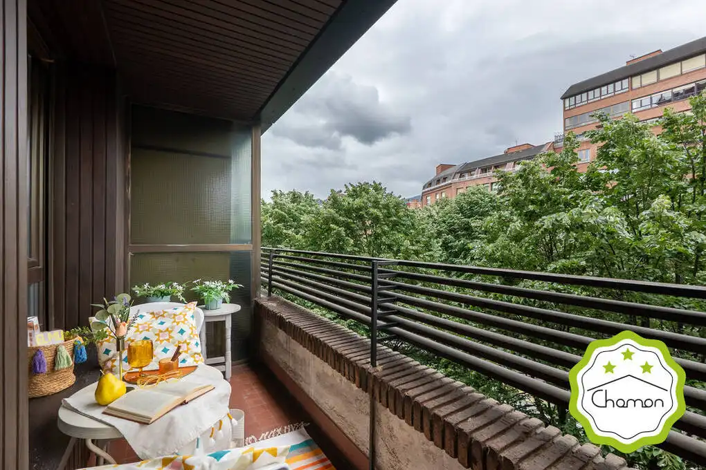 Terraza de Piso en venta en Bilbao  con Calefacción, Jardín privado y Terraza