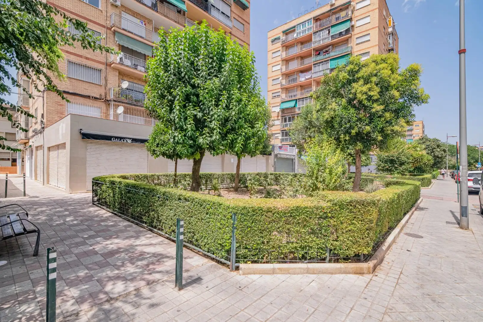 Vista exterior de Pis de lloguer en Granada amb Aire condicionat, Calefacció i Jardí privat