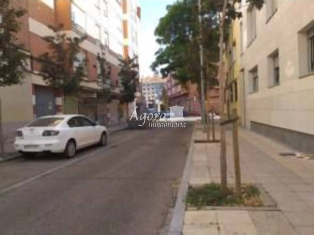 Vista exterior de Garatge en venda en Valladolid