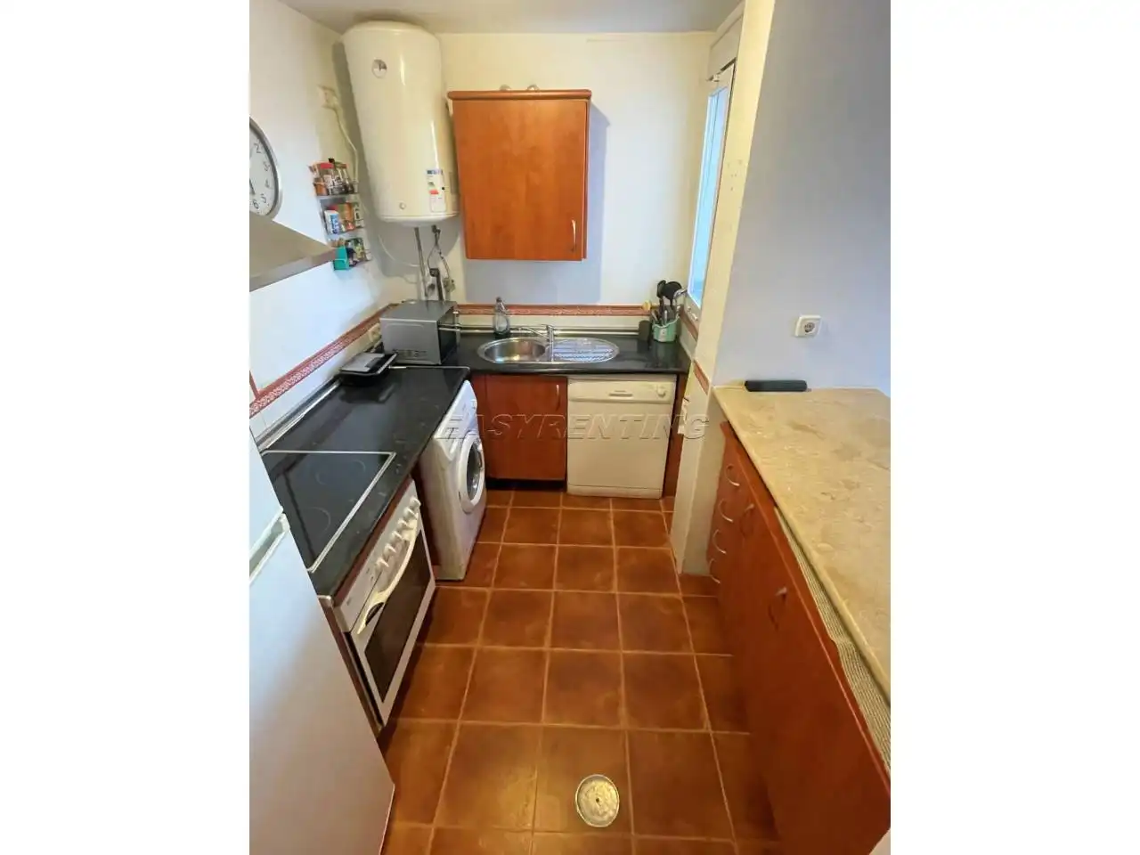 Cuina de Apartament de lloguer en La Alcaidesa amb Terrassa, Moblat i Piscina comunitària