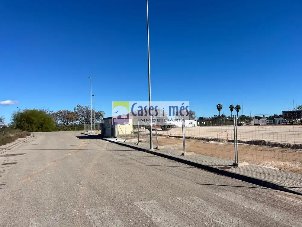Terreno industrial en venta en La Pobla de Farnals
