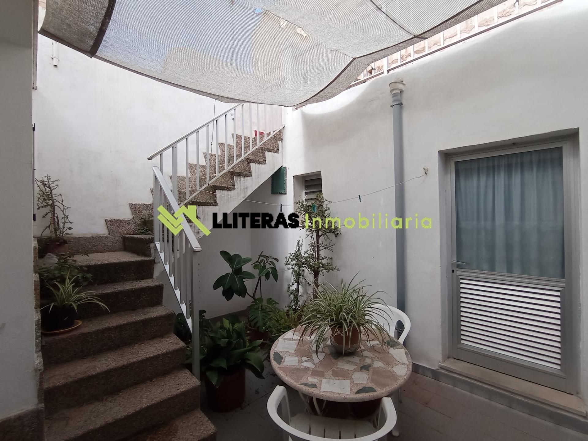 Houses for sale in Inca  with Air Conditioner and Storage room