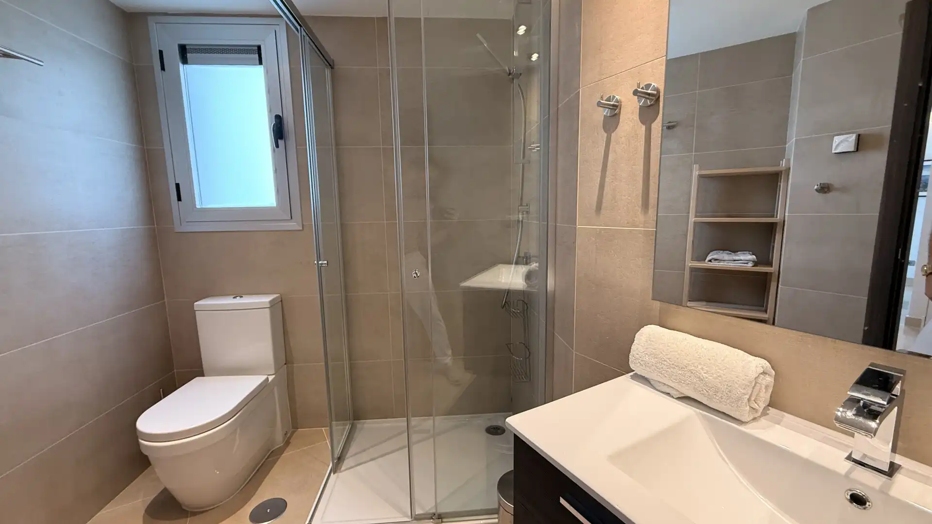 Bany de Apartament de lloguer en Marbella amb Aire condicionat, Calefacció i Terrassa