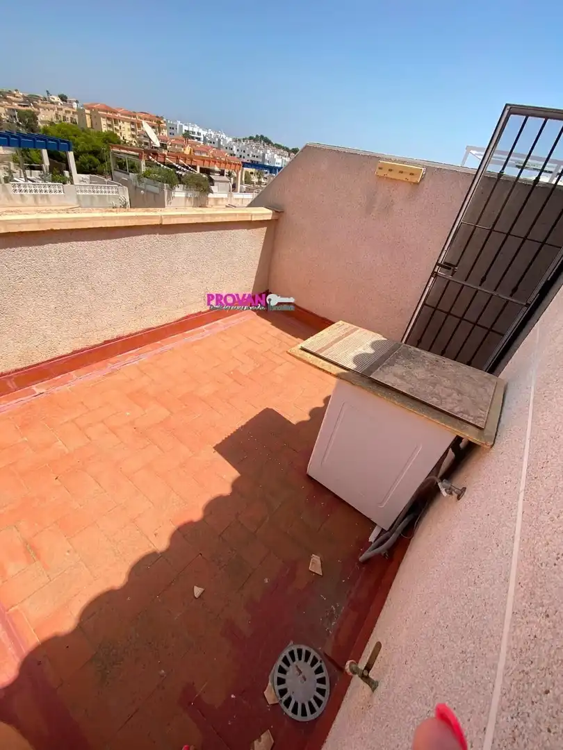 Terrassa de Casa o xalet en venda en Orihuela amb Terrassa, Traster i Piscina