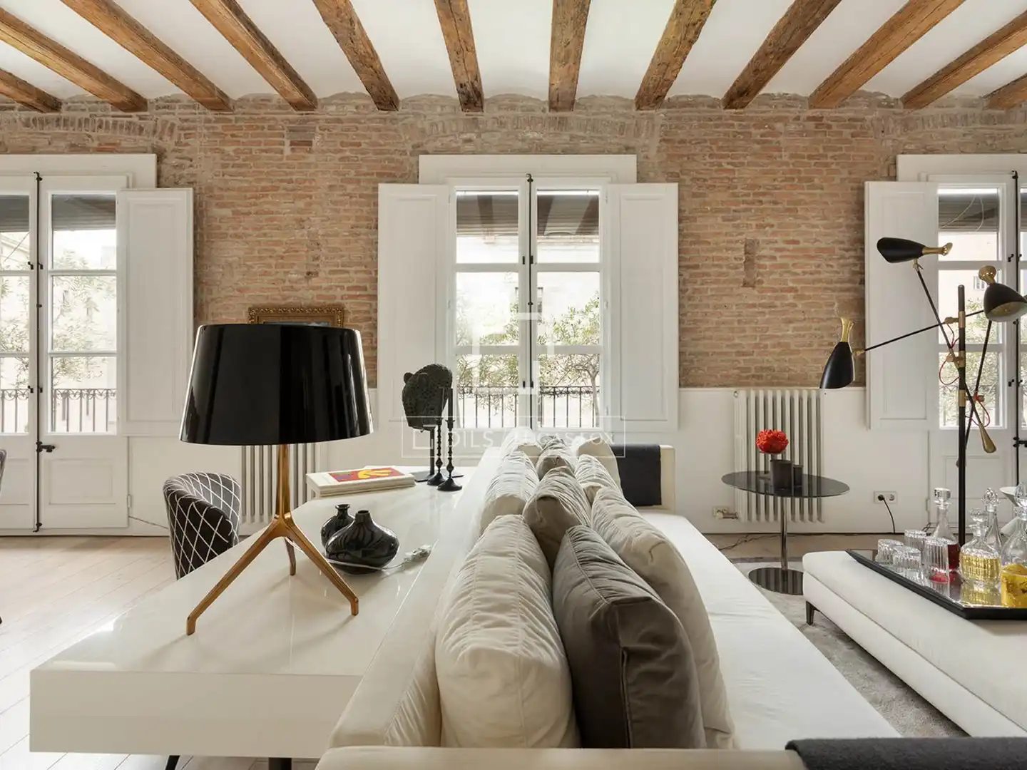 Living room of Flat for sale in Ciutat Vella