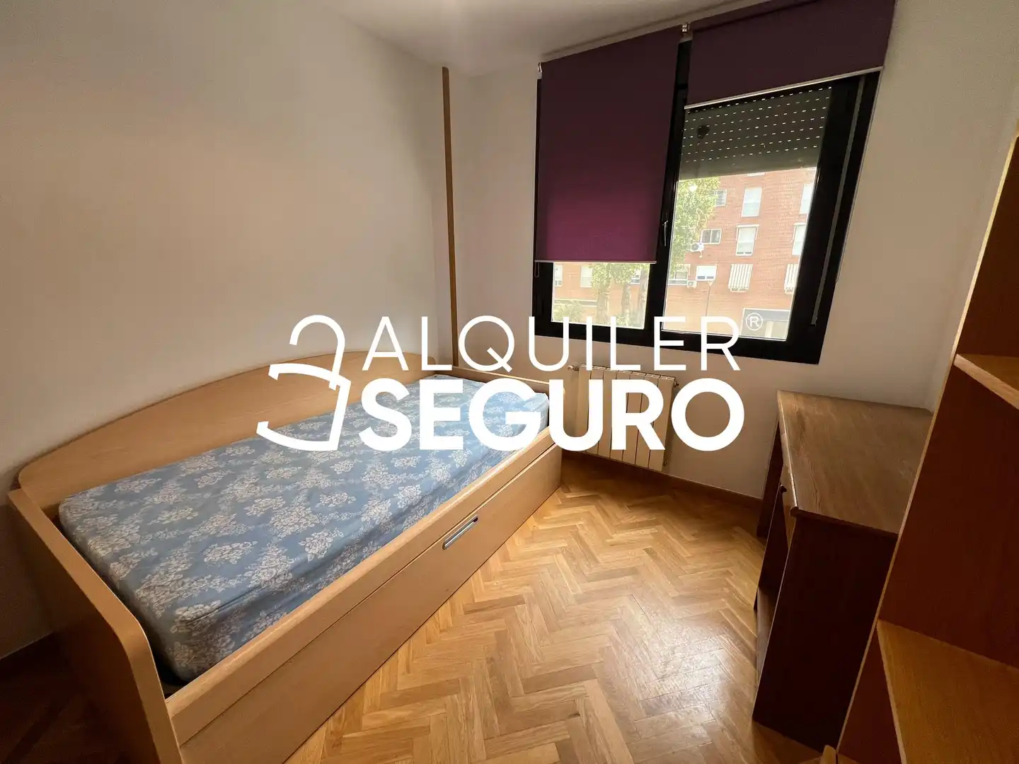 Bedroom of Flat for rent in Tres Cantos  with Air Conditioner, Heating and Swimming Pool