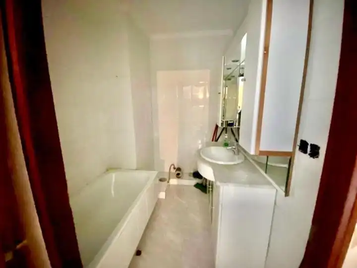 Piso con ascensor en venta en TRAVESIA DE VIGO, imagen 12