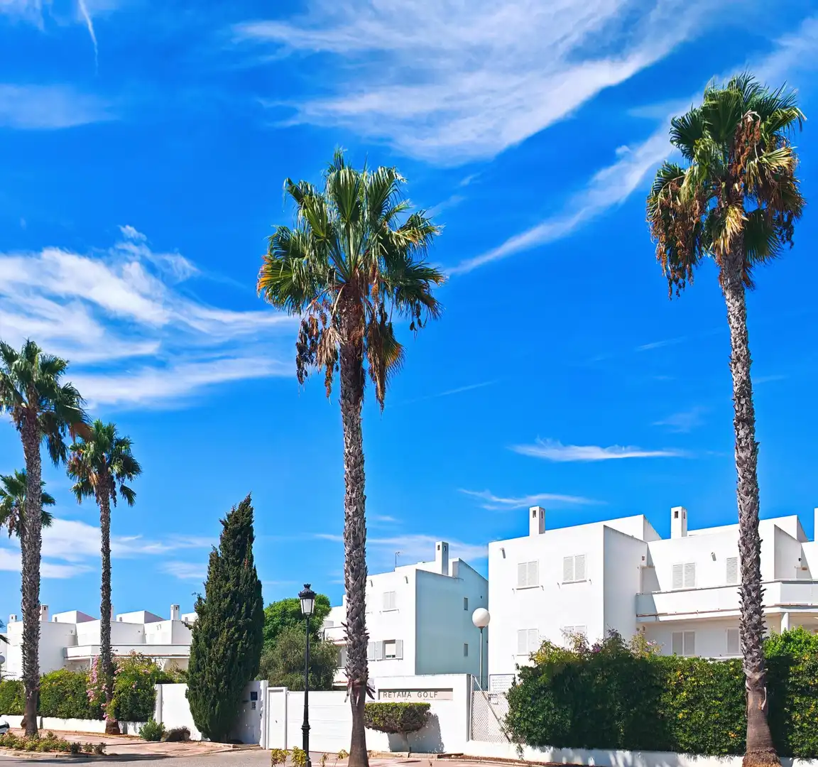 Apartamento con terraza en venta en Novo Sancti Petri