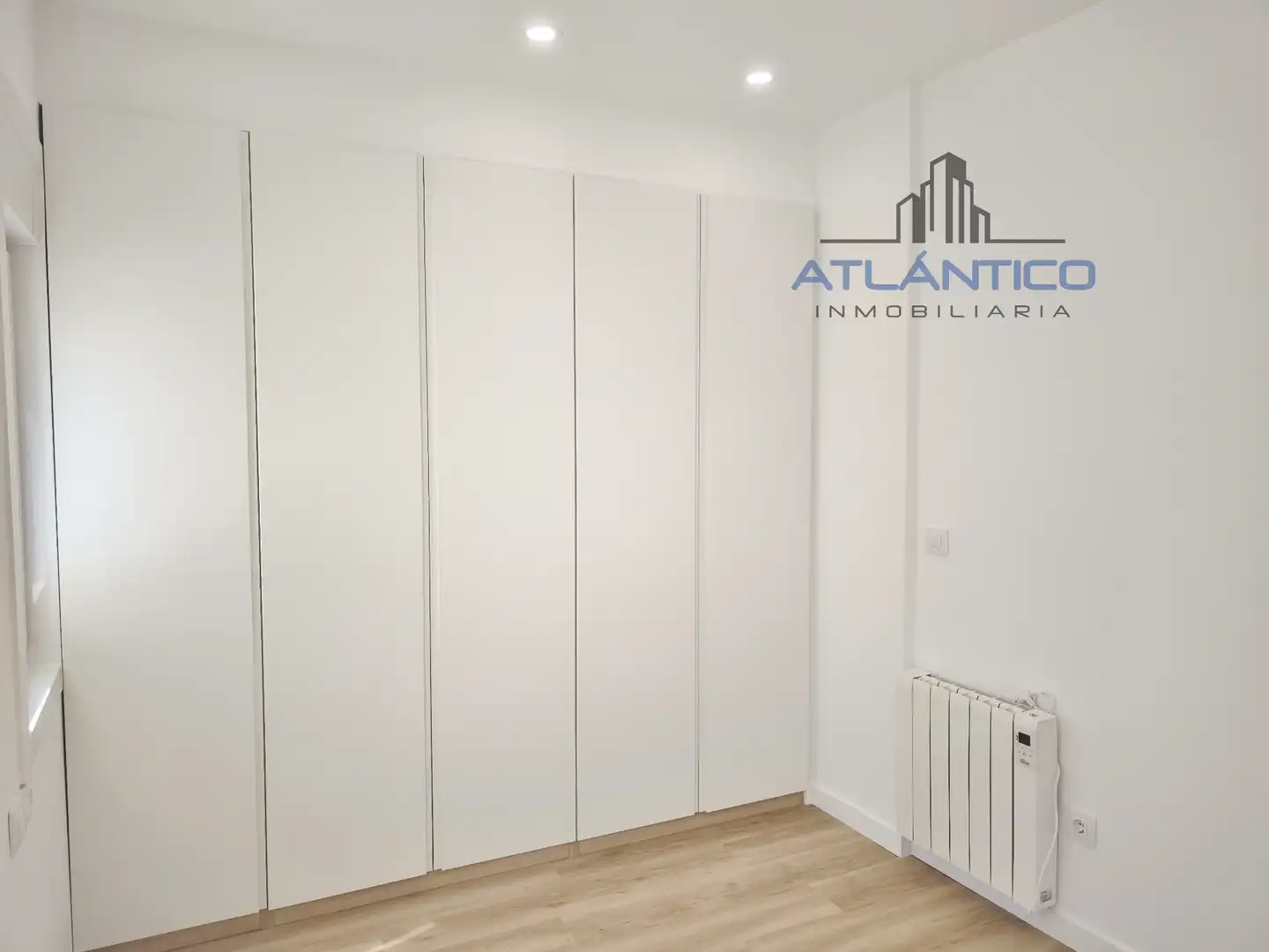 Bedroom of Apartments for rent in A Coruña Capital   with Heating, Oven and Washing machine