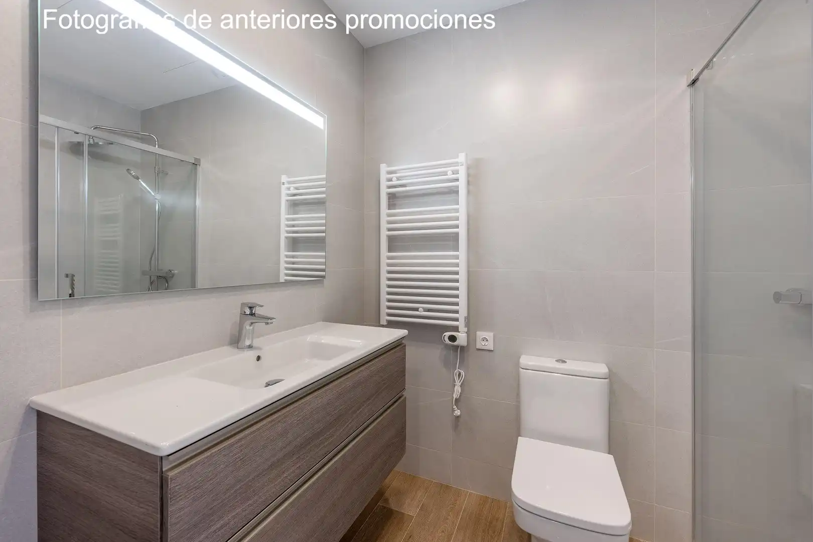 Bany de Pis en venda en Molins de Rei amb Aire condicionat i Calefacció