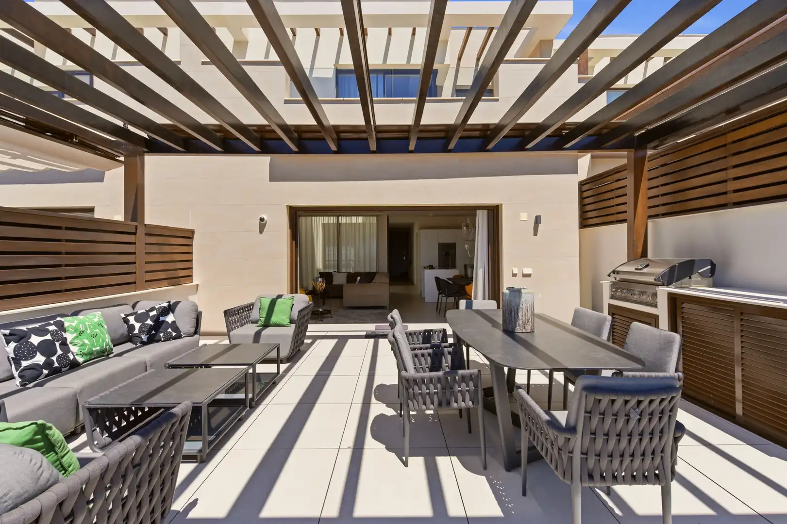 Terrassa de Casa adosada en venda en Estepona amb Aire condicionat, Jardí privat i Terrassa