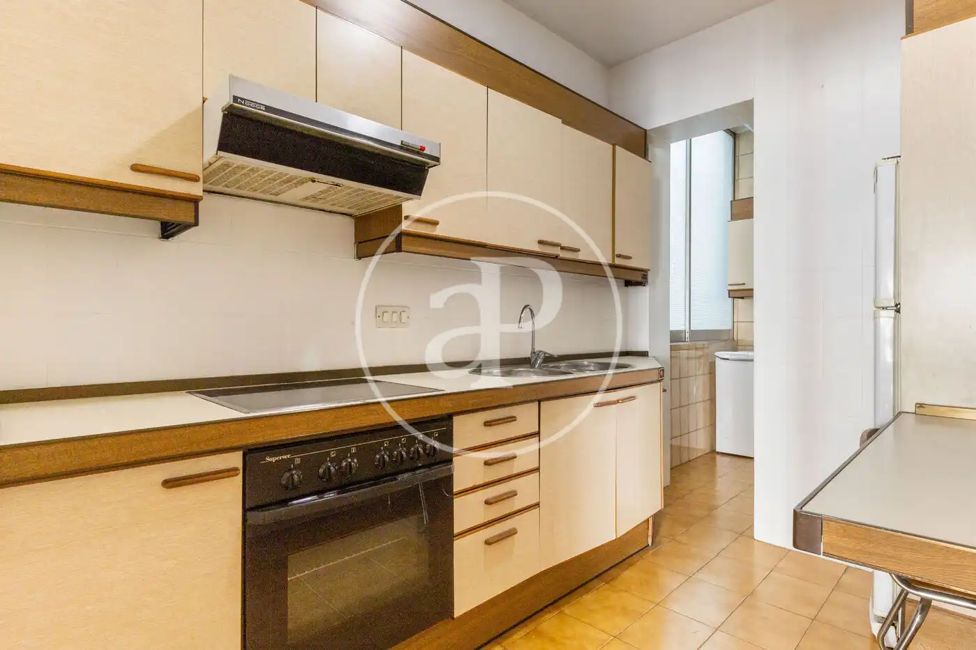 Piso con terraza en alquiler en Carrer de Calixt III, imagen 4