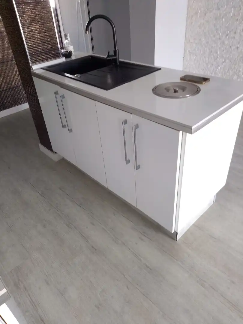 Kitchen of Flat for sale in Sevilla  with Air Conditioner and Terrace