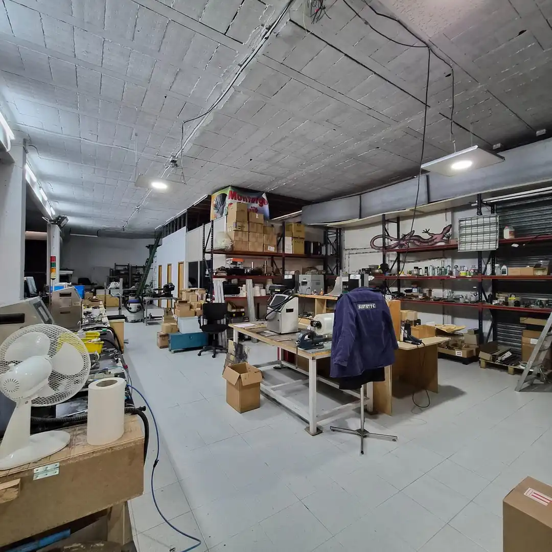 Local comercial en venda a Llevant, imagen 6