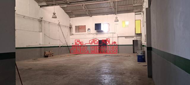 Nave industrial en Alquiler en San Crispín