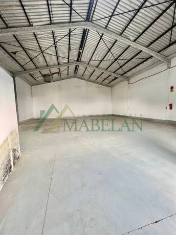 Nave industrial en Venta en Caballero Bonald - San José Obrero - Guadalcacín