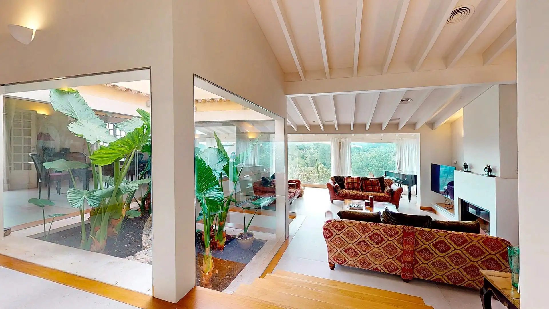 Sala de estar de Finca rústica de alquiler en  Palma de Mallorca con Aire acondicionado, Calefacción y Jardín privado