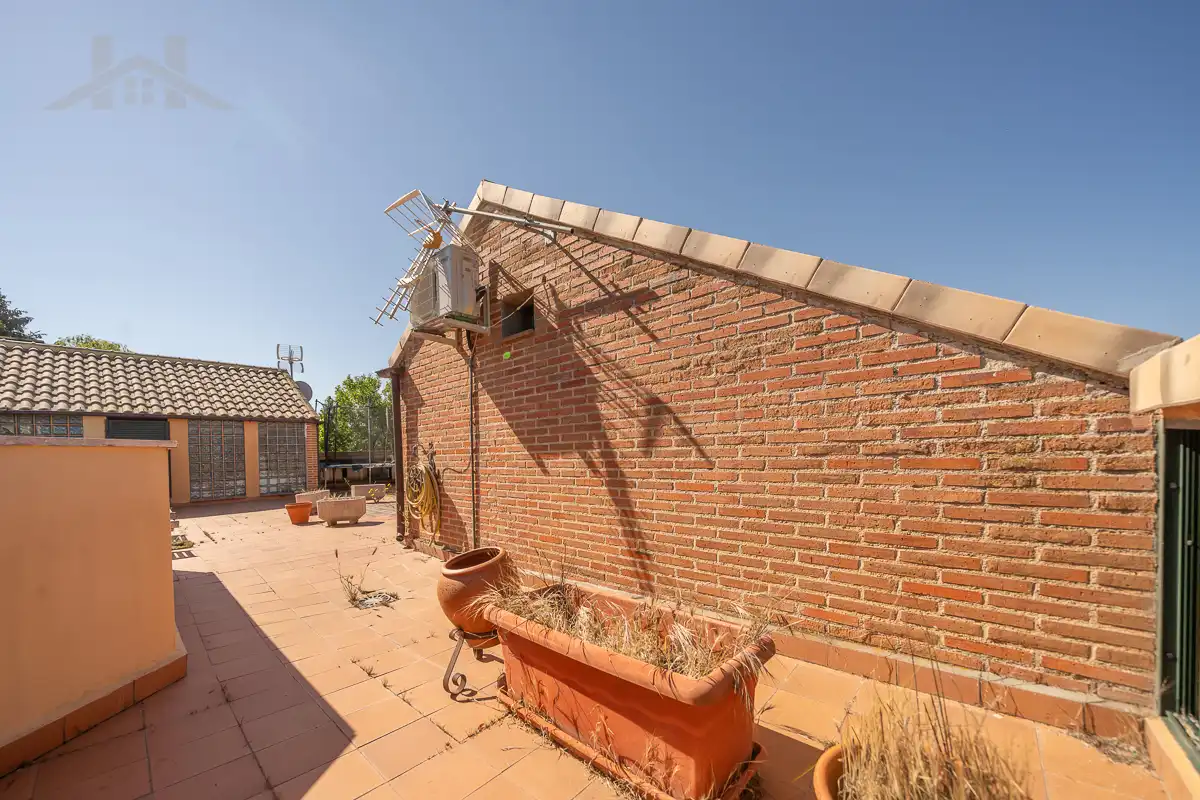 Terraza de Casa adosada en venta en Torrelodones con Aire acondicionado, Calefacción y Jardín privado