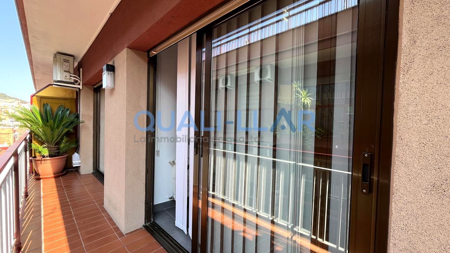 Flat for sale in Carrer d'En Serra, Centre - Can Nadal, Sant Feliu de Llobregat